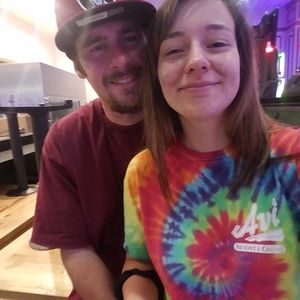 Meet your Posher, Mariea